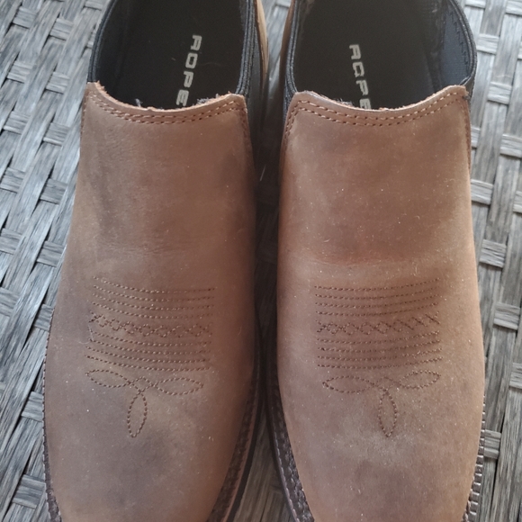 Women's Roper Shoes - Picture 3 of 3